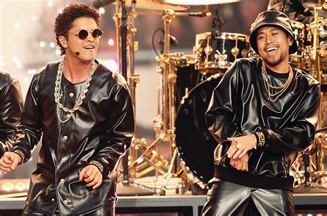 phil tayag|Super Bowl 50: Choreographer Phil Tayag Talks Performing With .
